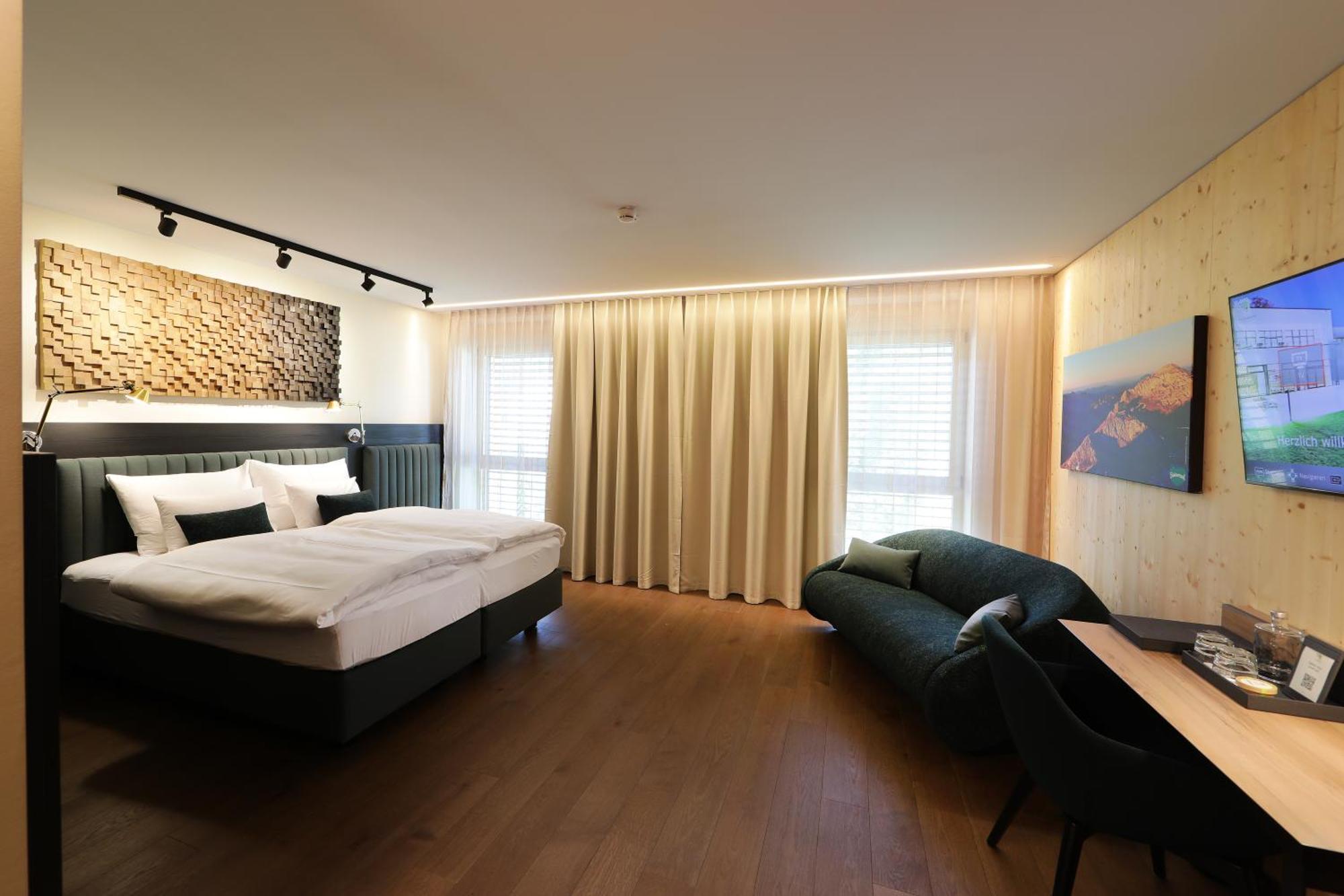 Hotel Steiermarkhof Graz - Aus Holz Gebaut, Von Huegeln Gekuesst Eksteriør billede