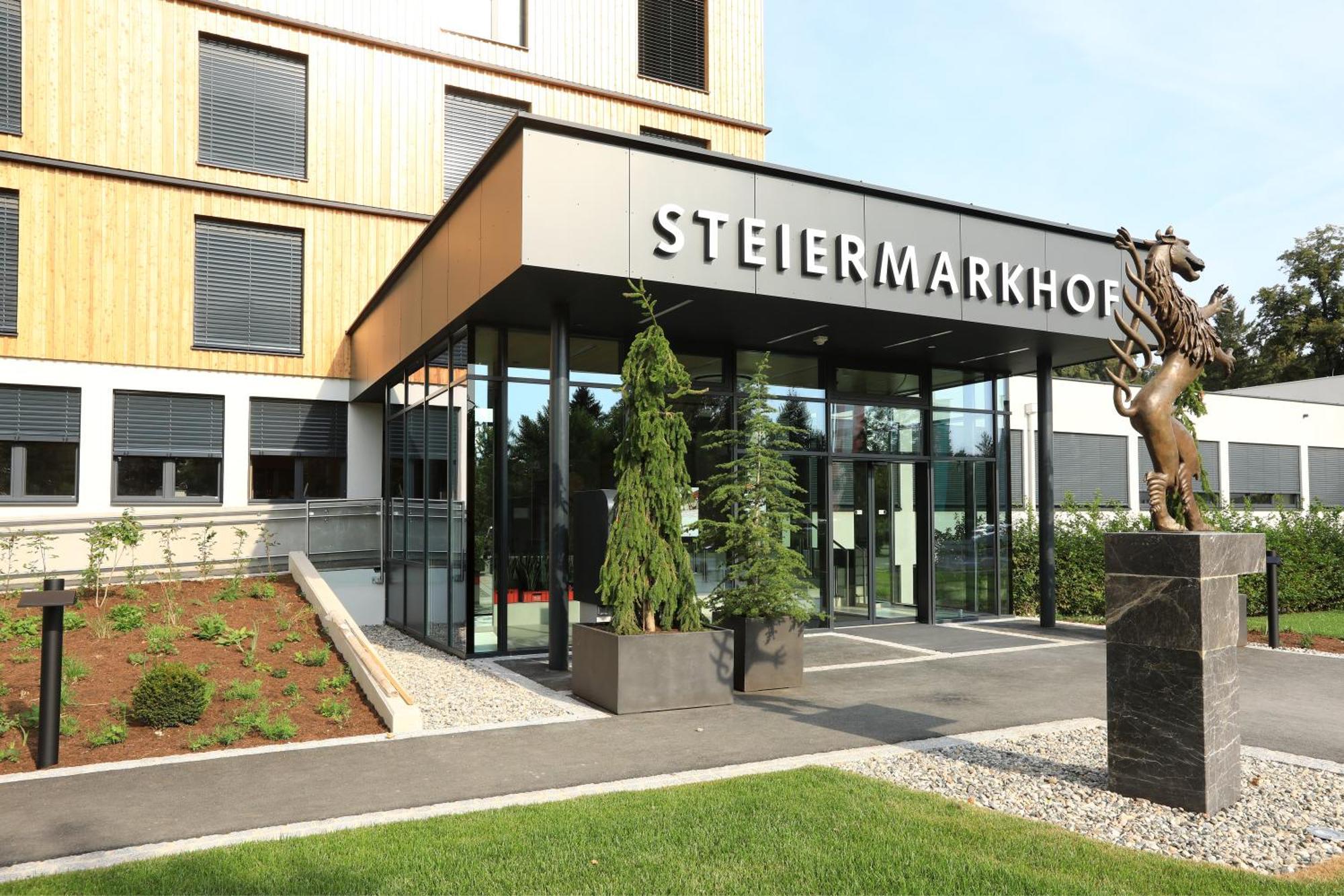 Hotel Steiermarkhof Graz - Aus Holz Gebaut, Von Huegeln Gekuesst Eksteriør billede